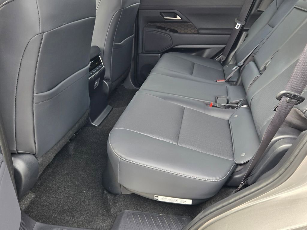 Used 2024 Lexus GX 550 w/ Accessory Package (Z1) AWD/4WD image 12