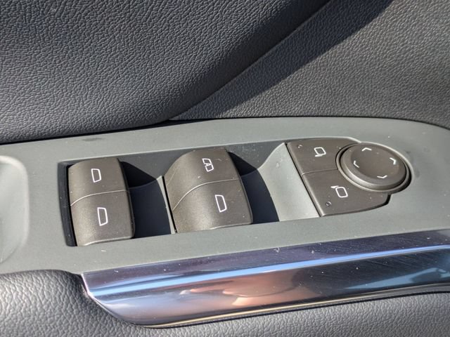 New 2026 Chevrolet Traverse Z71 w/ Enhanced Driving Package AWD/4WD image 9