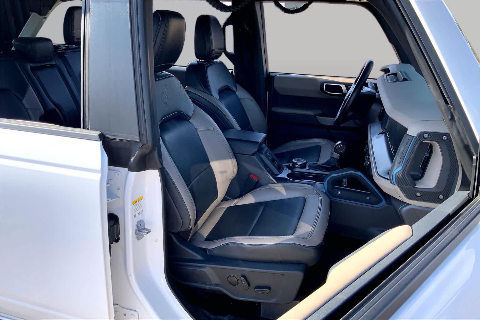Used 2023 Ford Bronco Wildtrak AWD/4WD image 9
