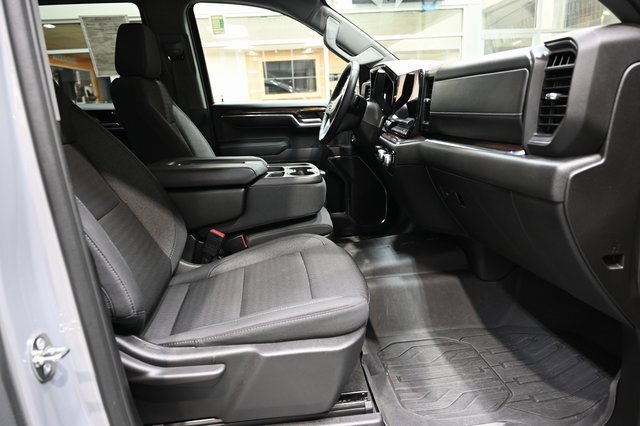 Used 2024 GMC Sierra 1500 Elevation image 11