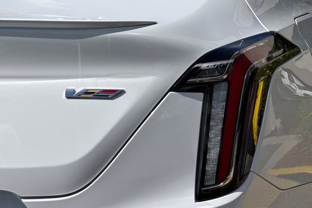 Used 2020 Cadillac CT4 V image 25