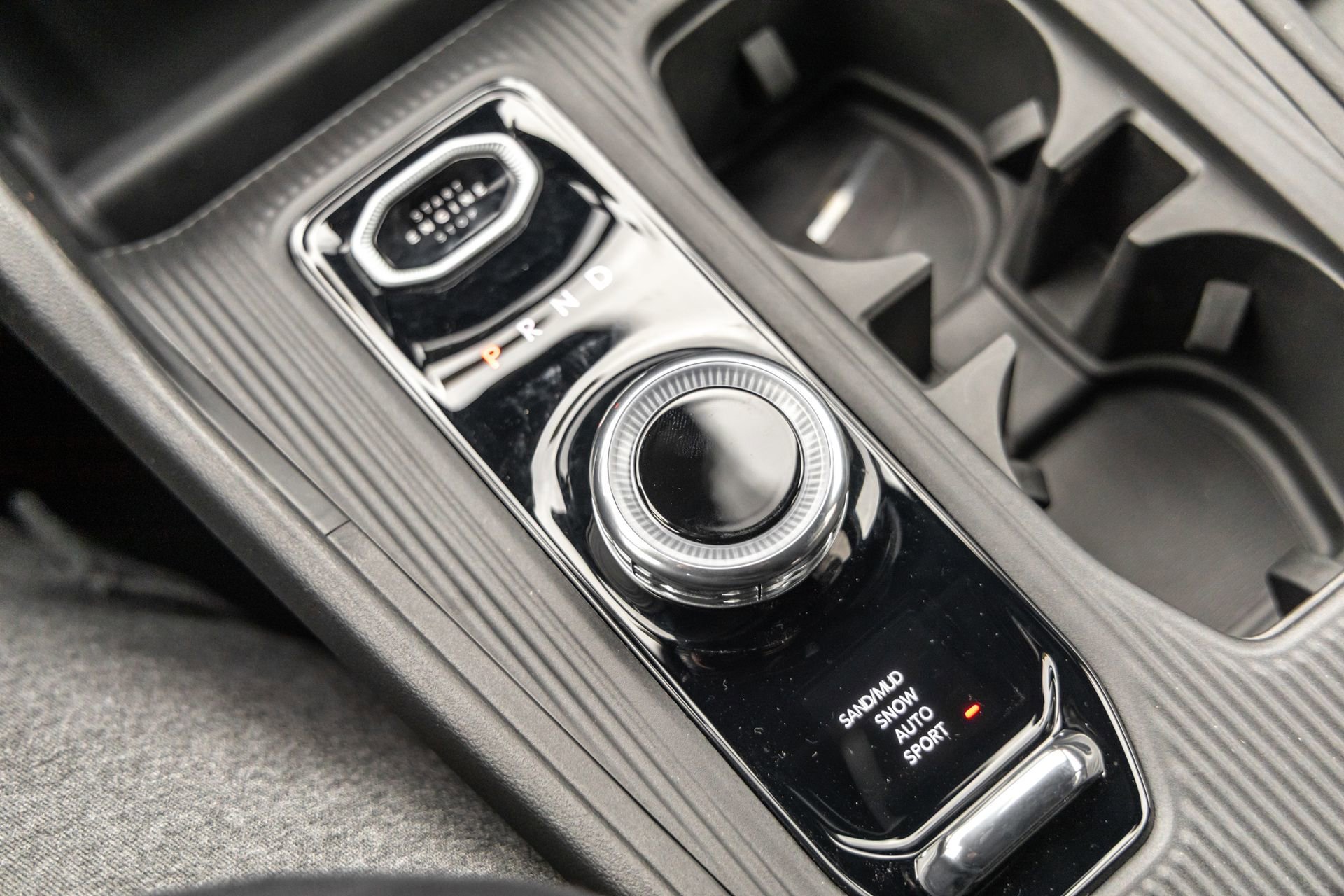 New 2026 Jeep Cherokee Laredo image 18