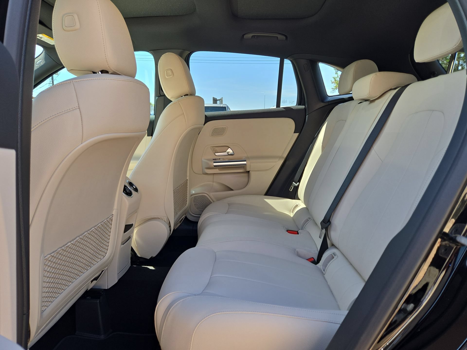 New 2026 Mercedes-Benz GLA 250 4MATIC image 13