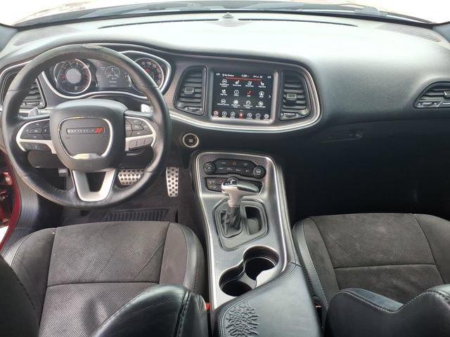 Used 2017 Dodge Challenger R/T Scat Pack w/ Leather Interior Group RWD image 14