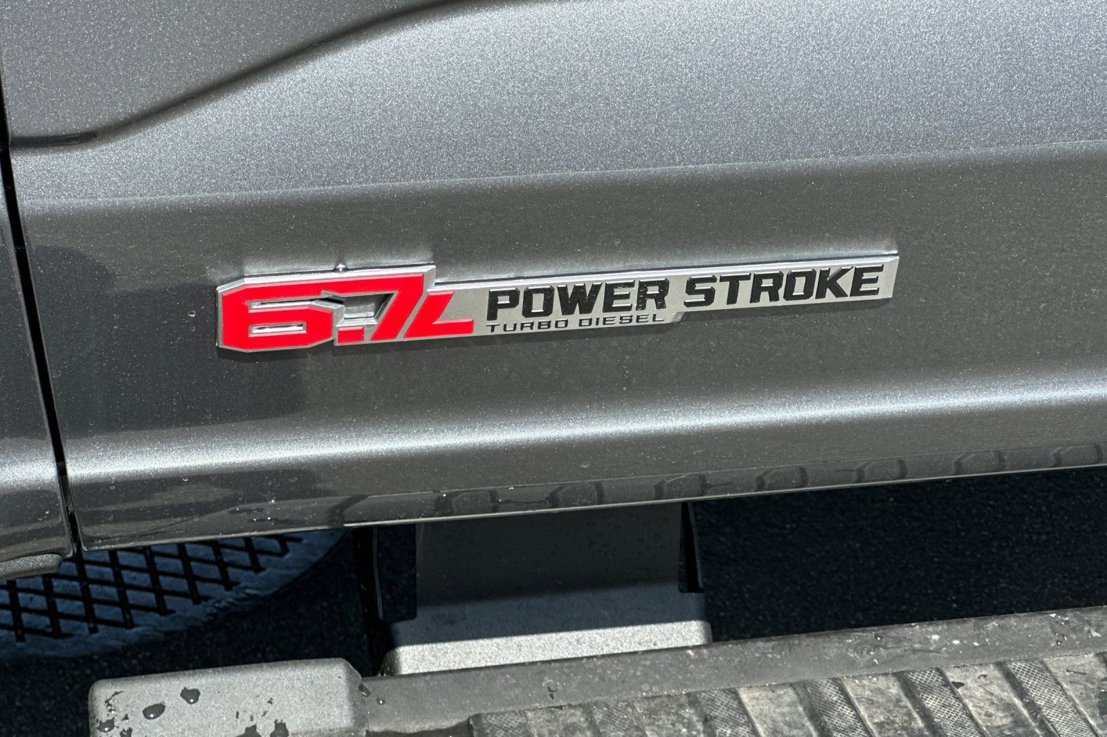 New 2026 Ford F250 Lariat w/ Black Appearance Package image 34