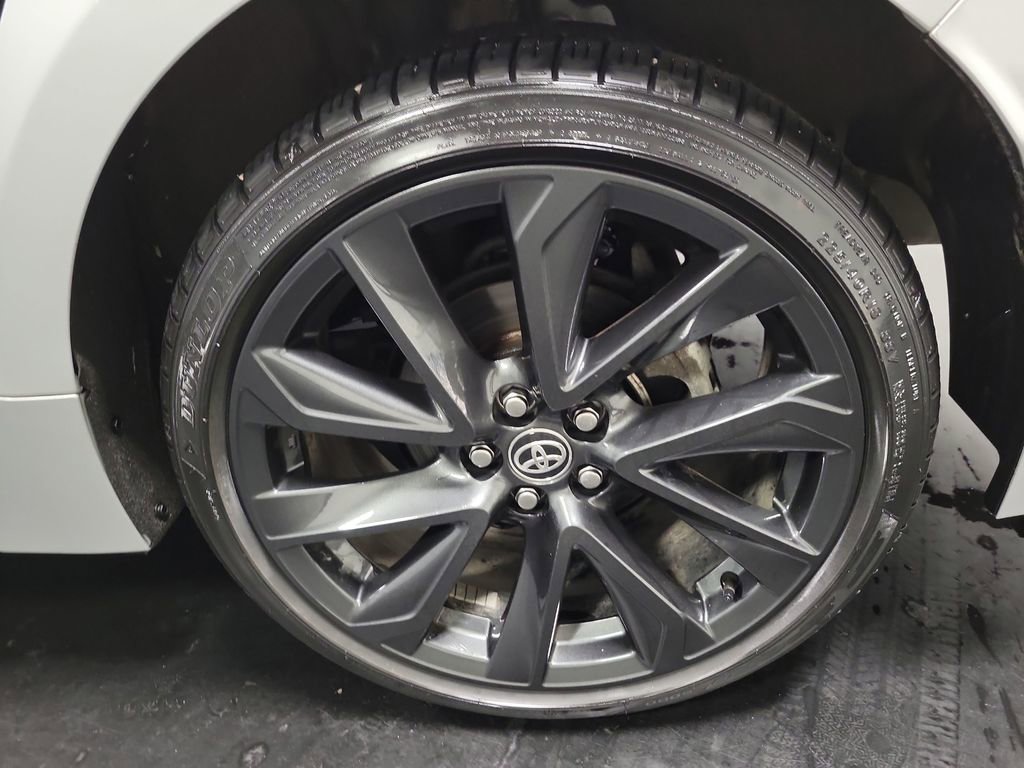 Used 2023 Toyota Corolla SE image 11