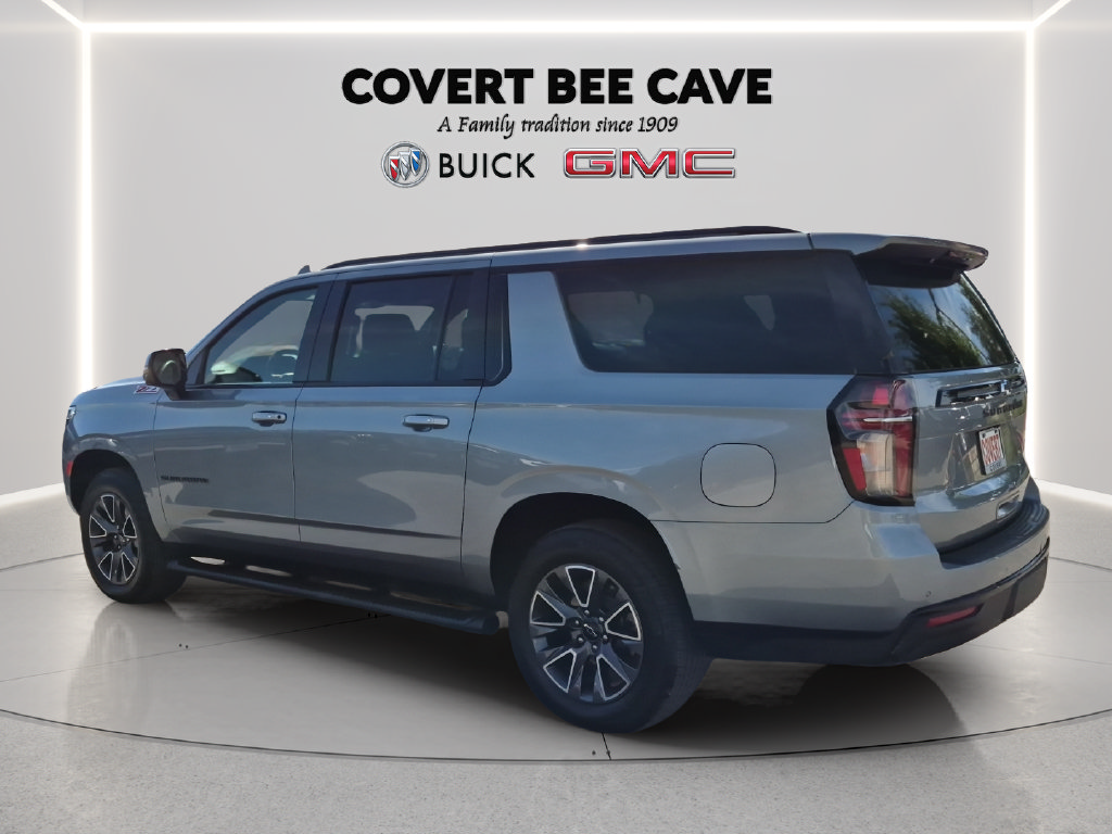 Used 2024 Chevrolet Suburban Z71 w/ Luxury Package AWD/4WD image 5