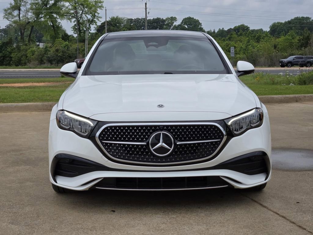 Used 2025 Mercedes-Benz E 350 Sedan image 2