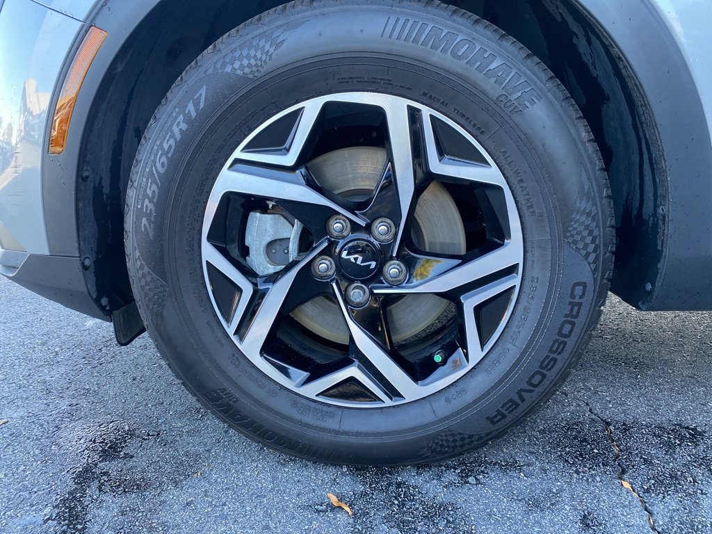 Used 2023 Kia Sportage LX image 30