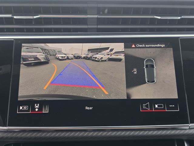 New 2025 Audi RS Q8 performance image 7