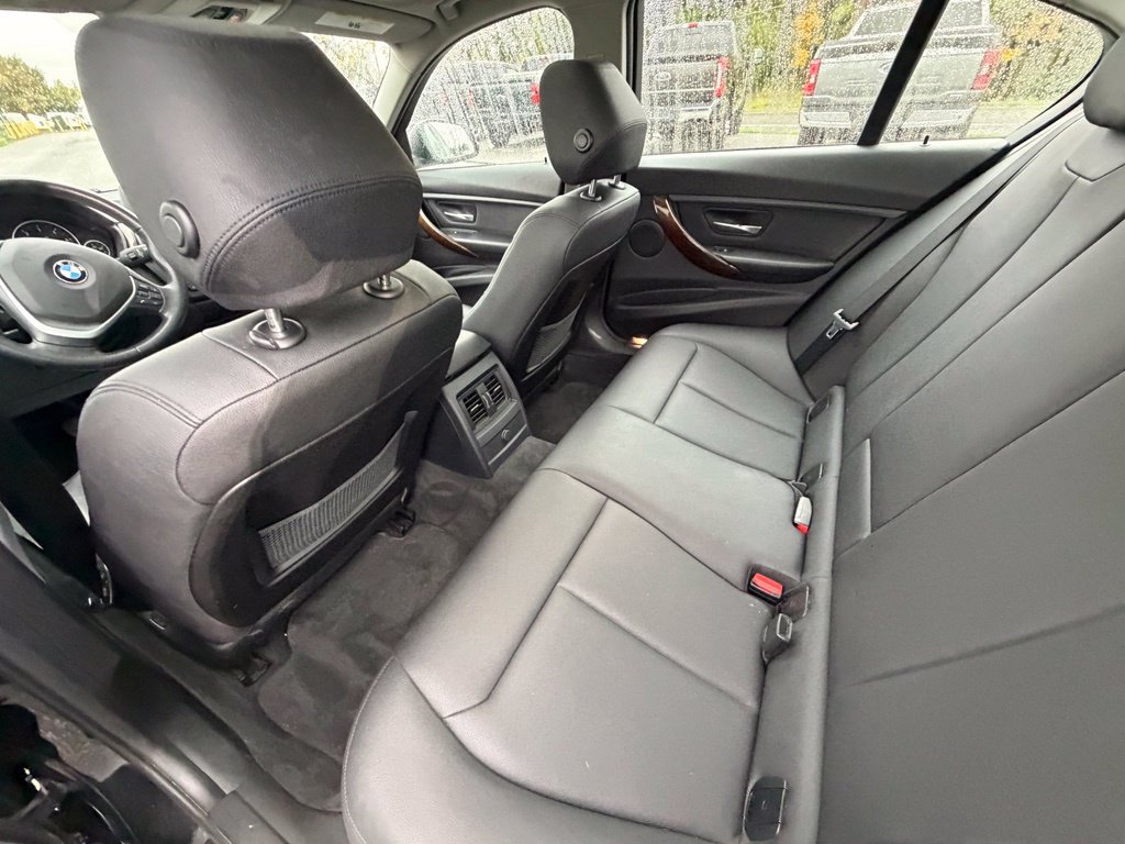 Used 2014 BMW 328d xDrive Sedan AWD/4WD image 46