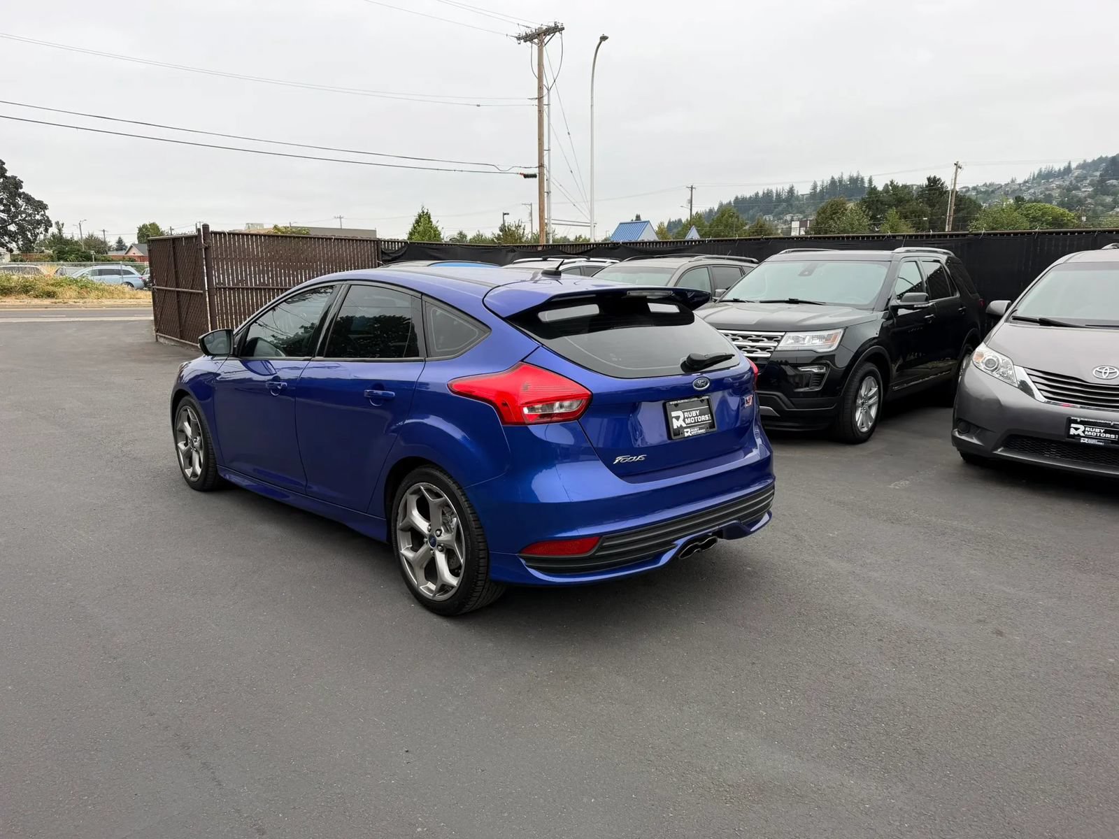 Used 2015 Ford Focus ST FWD image 6