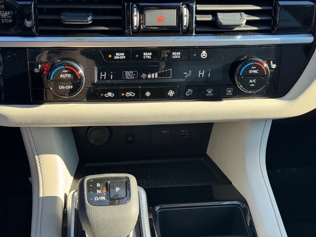 Certified 2025 Nissan Pathfinder SL image 21