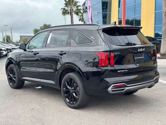 Certified 2023 Kia Sorento SX image 3
