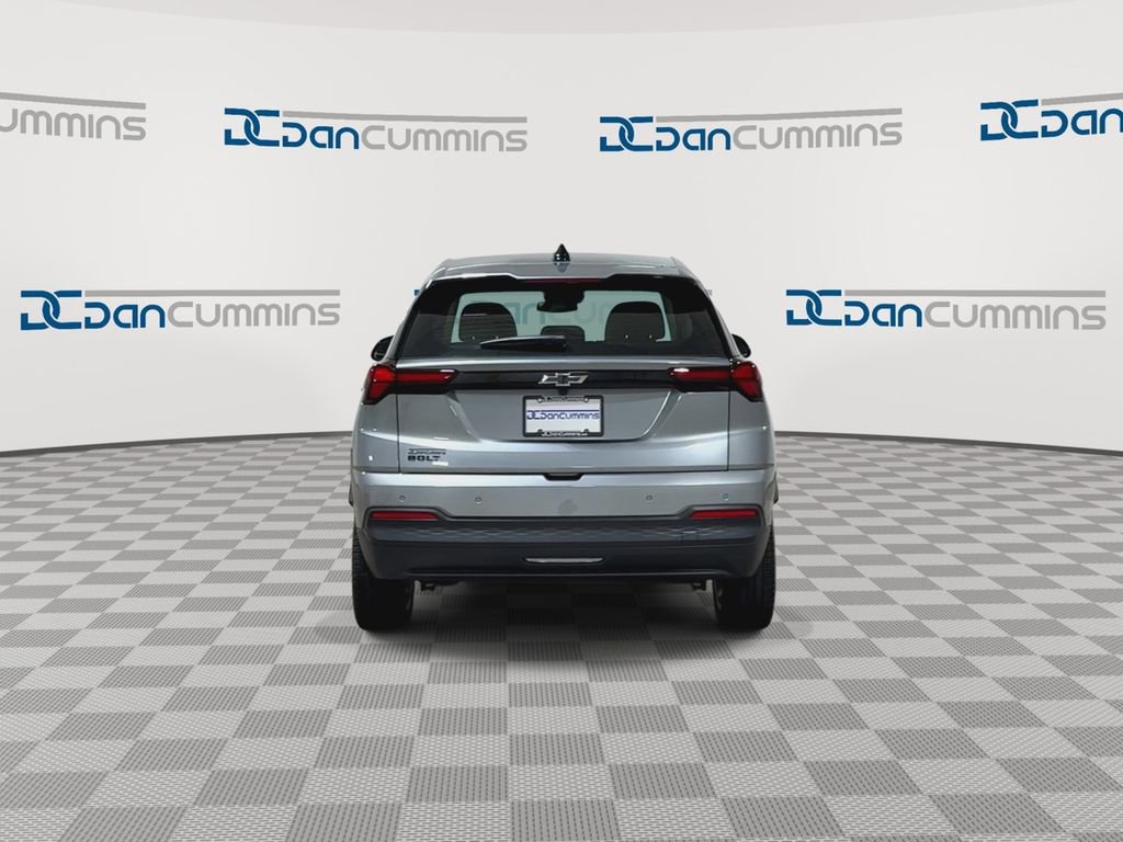 New 2027 Chevrolet Bolt LT FWD image 7