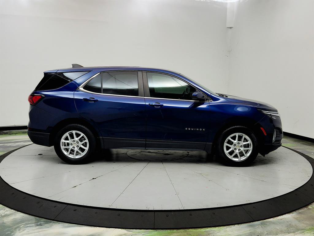 Used 2022 Chevrolet Equinox LT FWD image 4