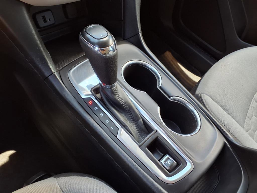 Used 2018 Chevrolet Equinox LS image 10