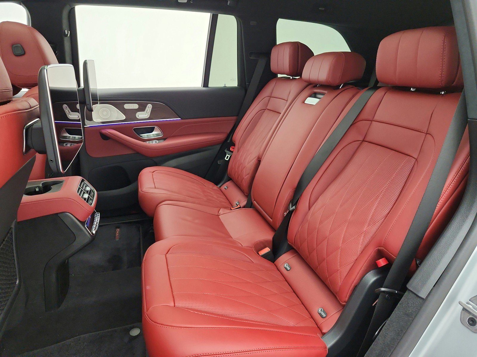 New 2026 Mercedes-Benz GLS 63 AMG 4MATIC image 11
