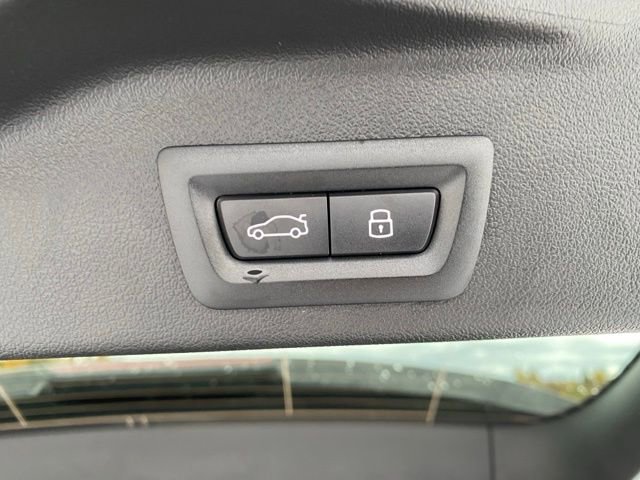 Used 2026 BMW X5 xDrive40i w/ M Sport Package image 10