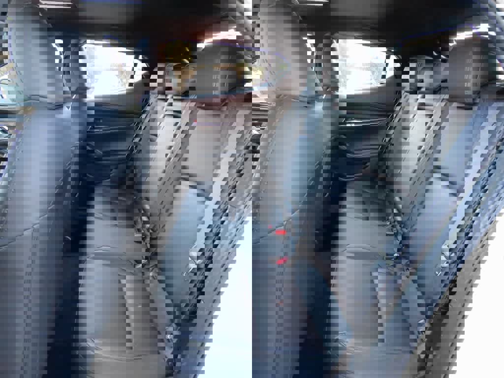 Used 2023 MAZDA MAZDA3 s image 13