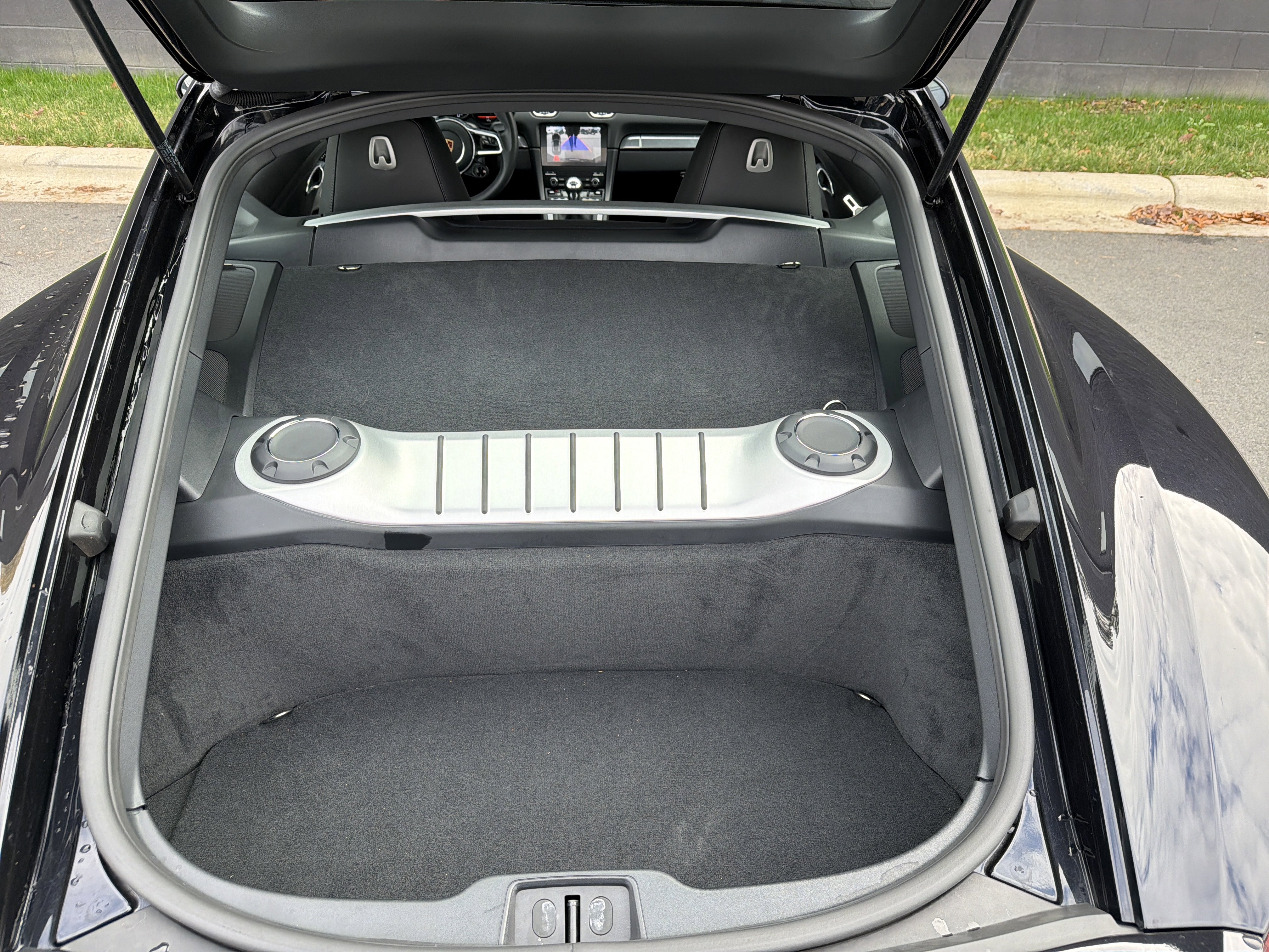 Certified 2025 Porsche 718 Cayman image 31