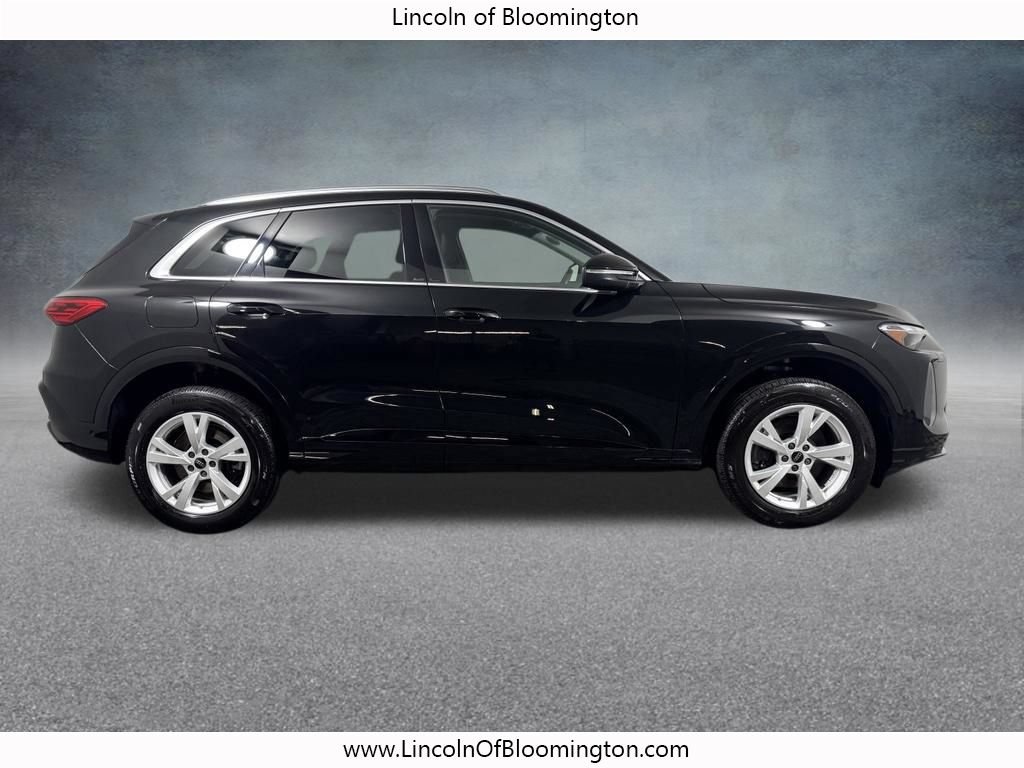 Used 2025 Audi Q5 Premium w/ Convenience Package AWD/4WD image 8