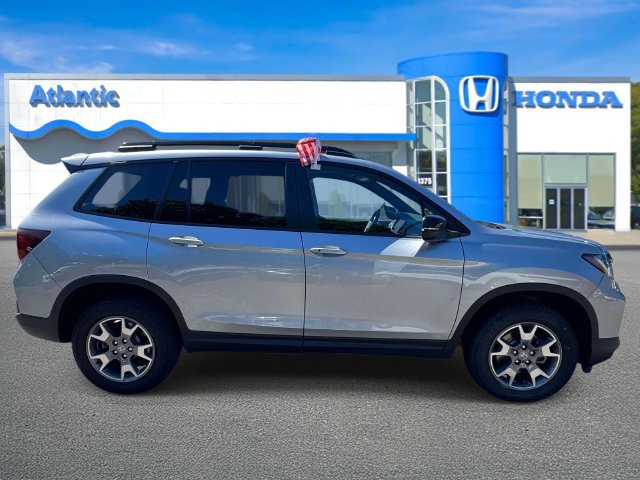 Used 2023 Honda Passport TrailSport image 4