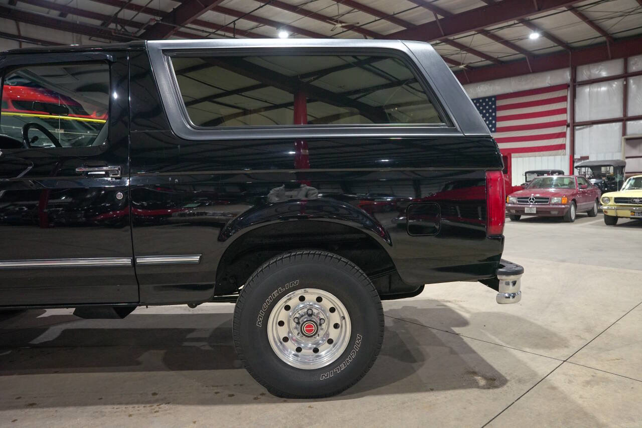 Used 1996 Ford Bronco XLT image 5