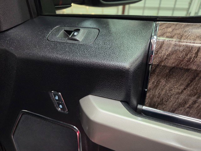 Used 2017 Ford F350 Lariat w/ FX4 Off-Road Package image 39