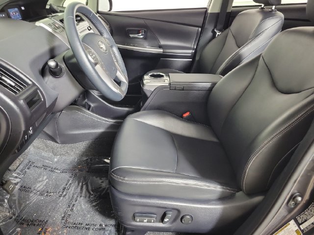 Used 2015 Toyota Prius V Four FWD image 19