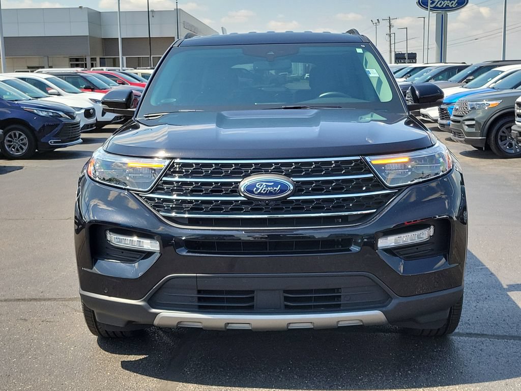 Certified 2023 Ford Explorer XLT w/ Equipment Group 202A AWD/4WD image 2