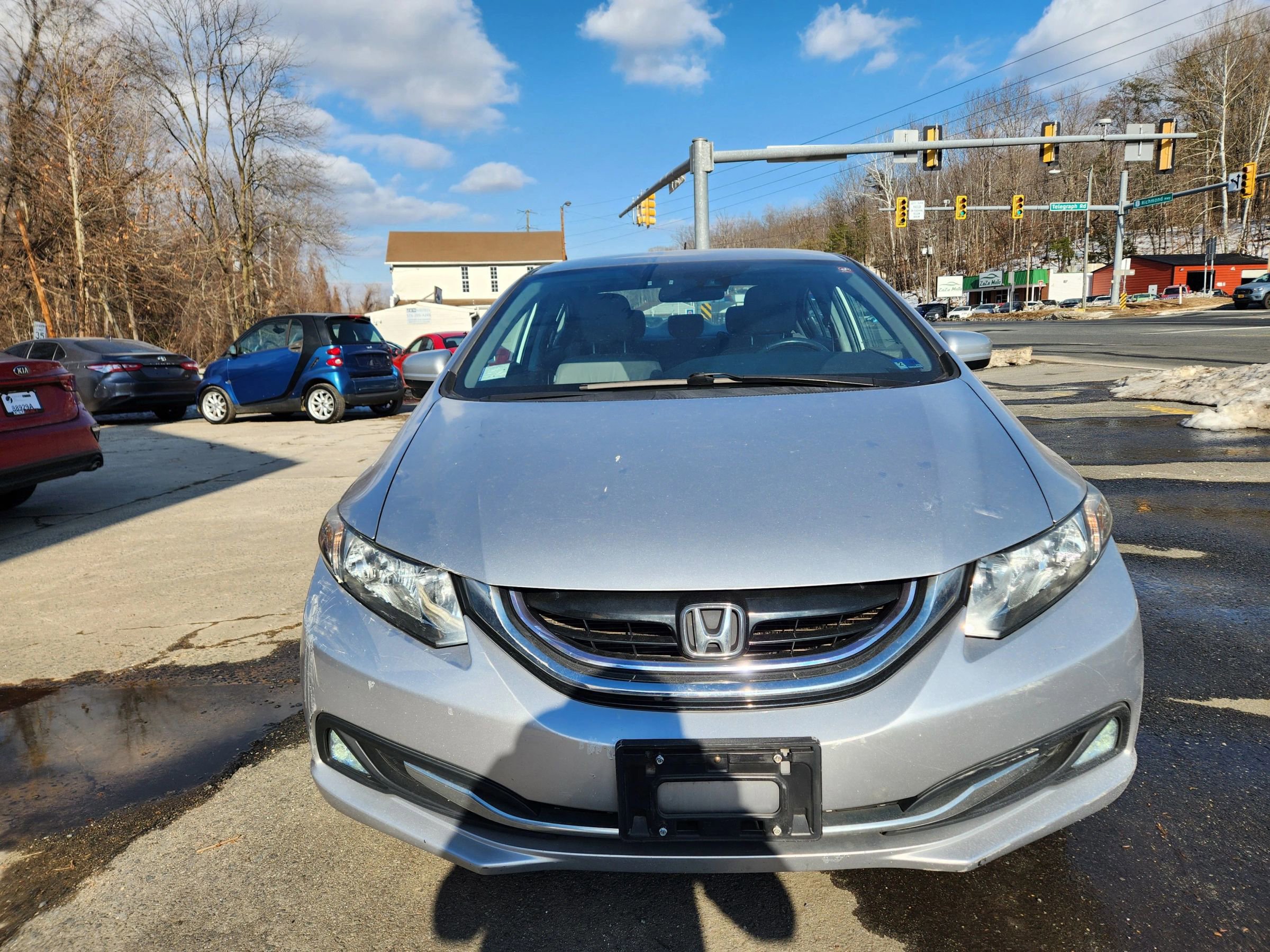 Used 2015 Honda Civic Hybrid Sedan image 2