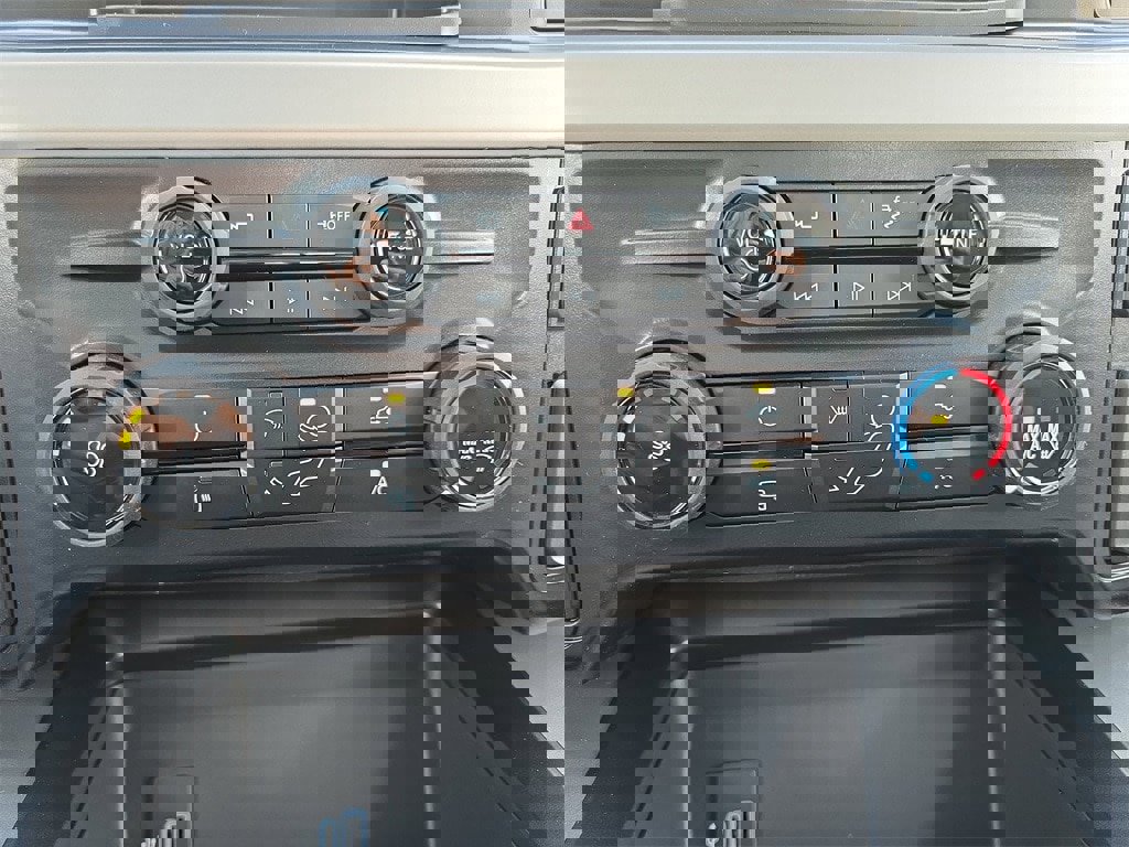 New 2026 Ford F350 XLT w/ 360-Degree Camera Package image 23