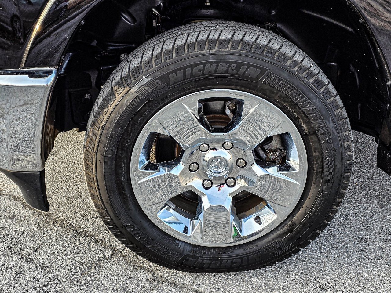 Used 2020 RAM 1500 Laramie image 12