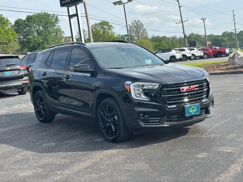 Certified 2024 GMC Terrain SLT w/ Tech Package AWD/4WD image 7