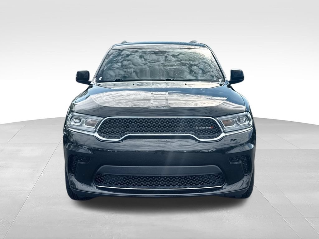 Used 2023 Dodge Durango SXT RWD image 3