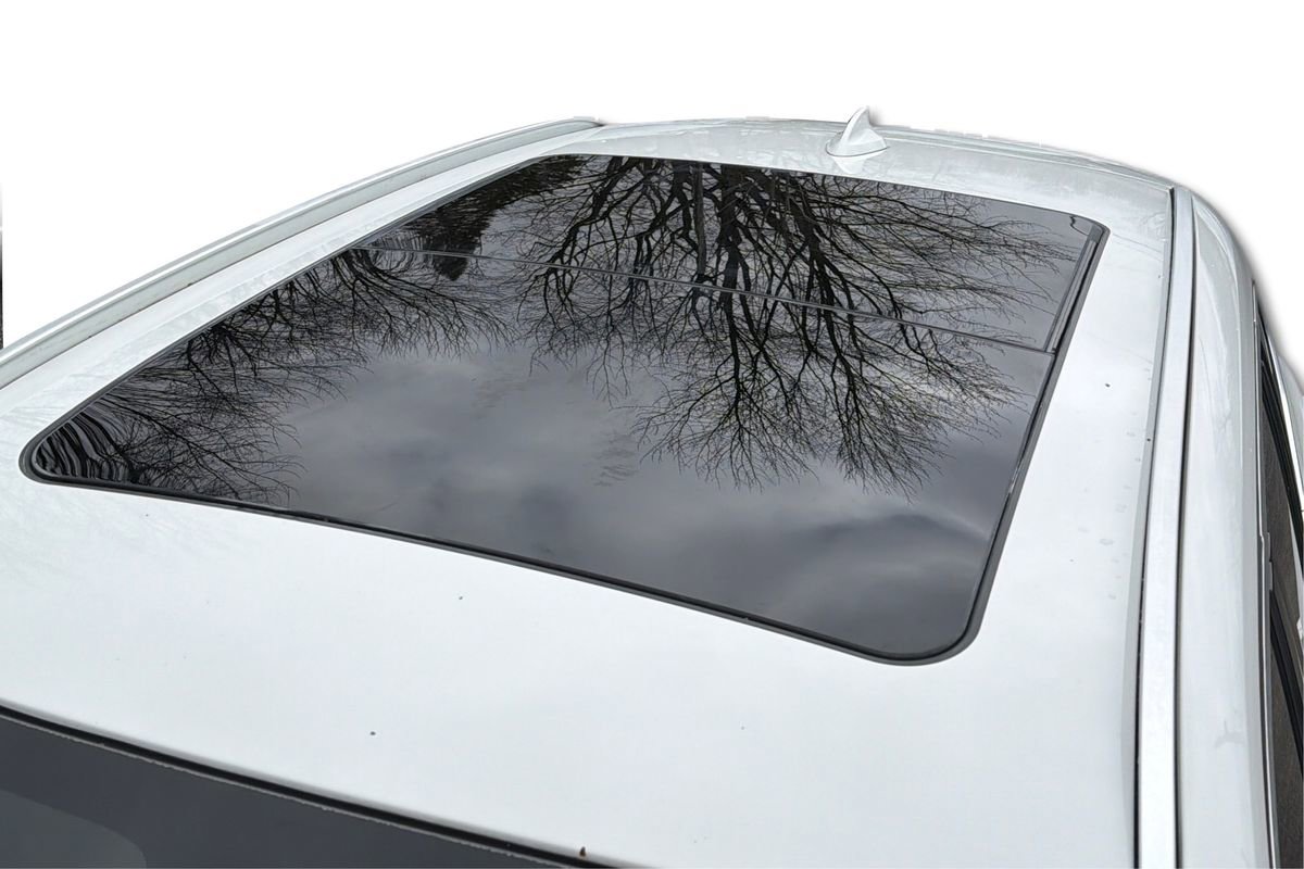 Used 2018 BMW X1 xDrive28i image 11