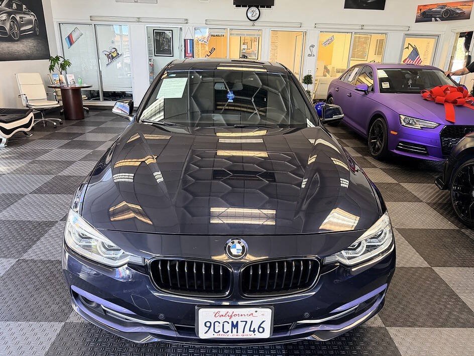 Used 2017 BMW 330i xDrive Sedan AWD/4WD image 2