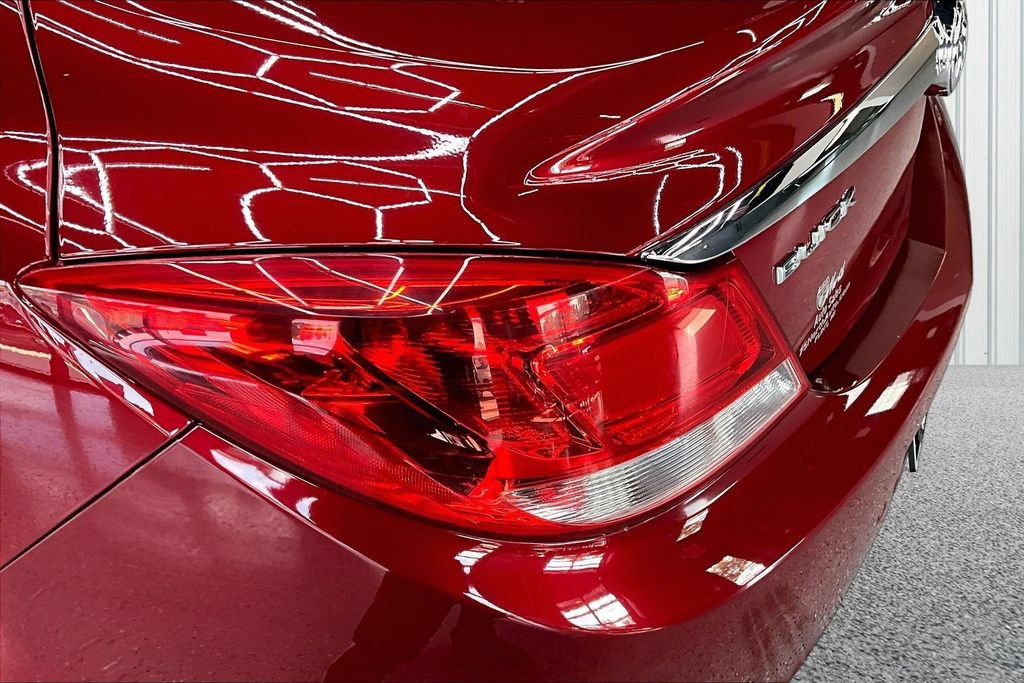 Used 2013 Buick Regal Premium FWD image 21