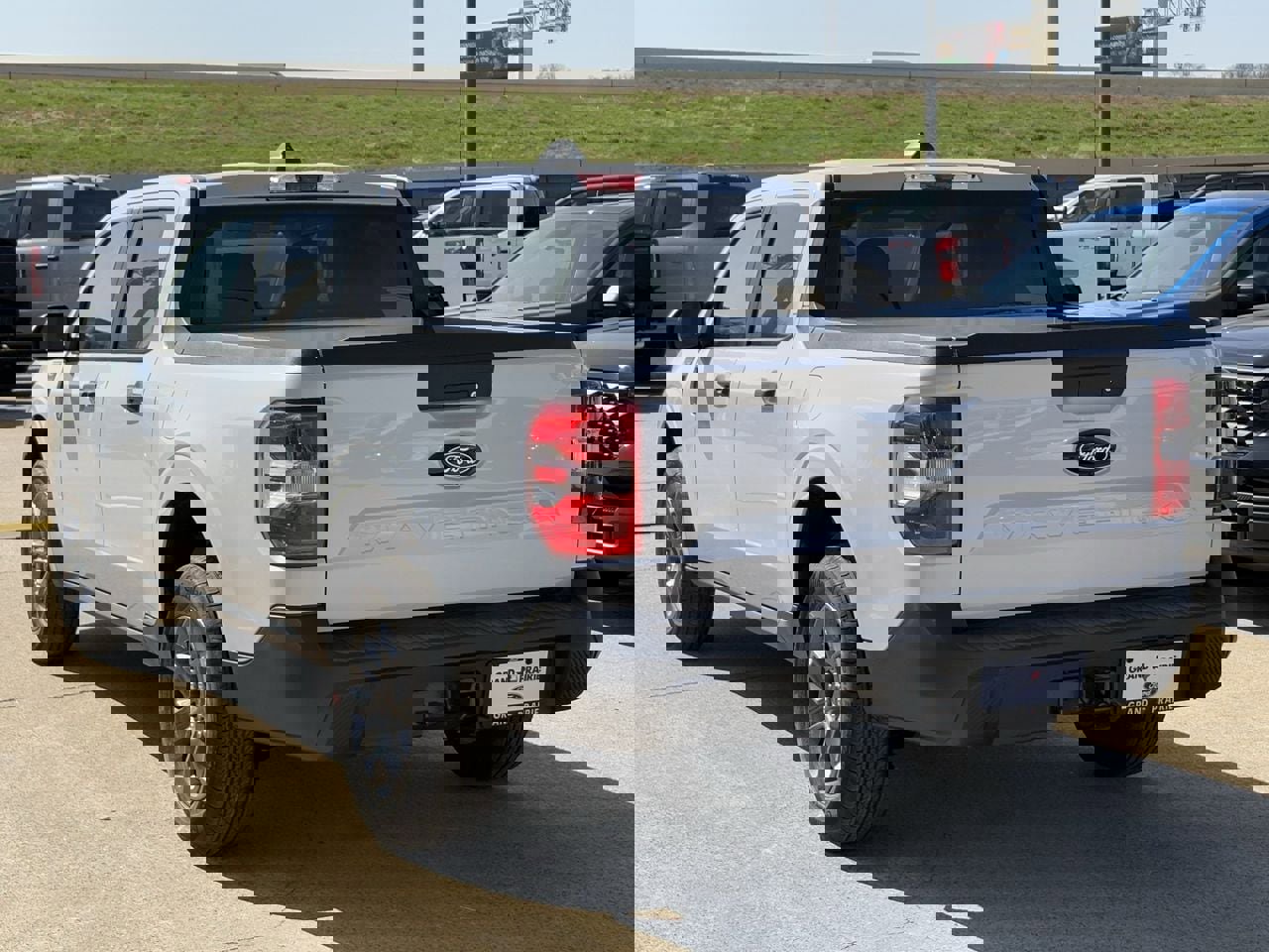 New 2026 Ford Maverick XLT image 37