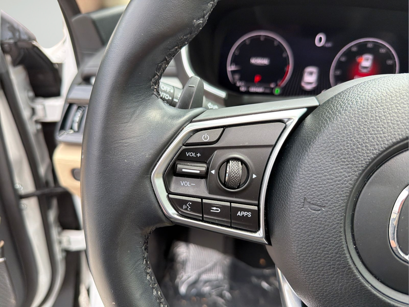 Used 2023 Acura MDX FWD w/ Technology Package image 15