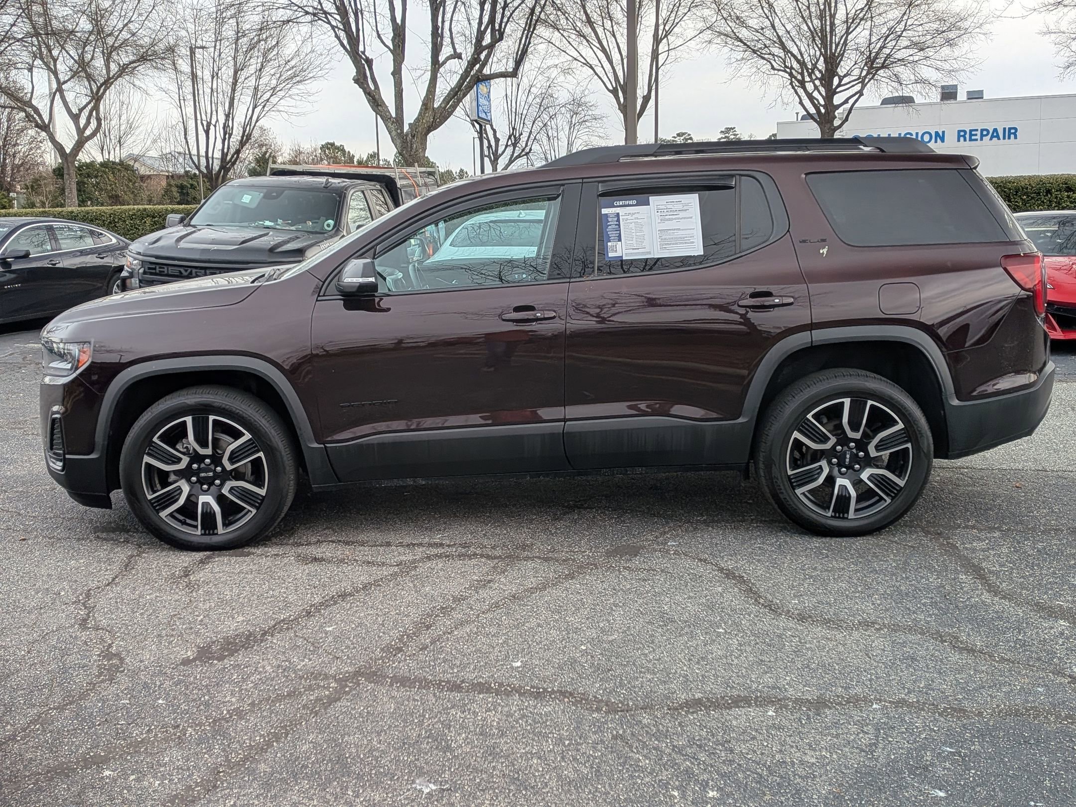 Certified 2021 GMC Acadia SLE w/ Driver Convenience Package image 6