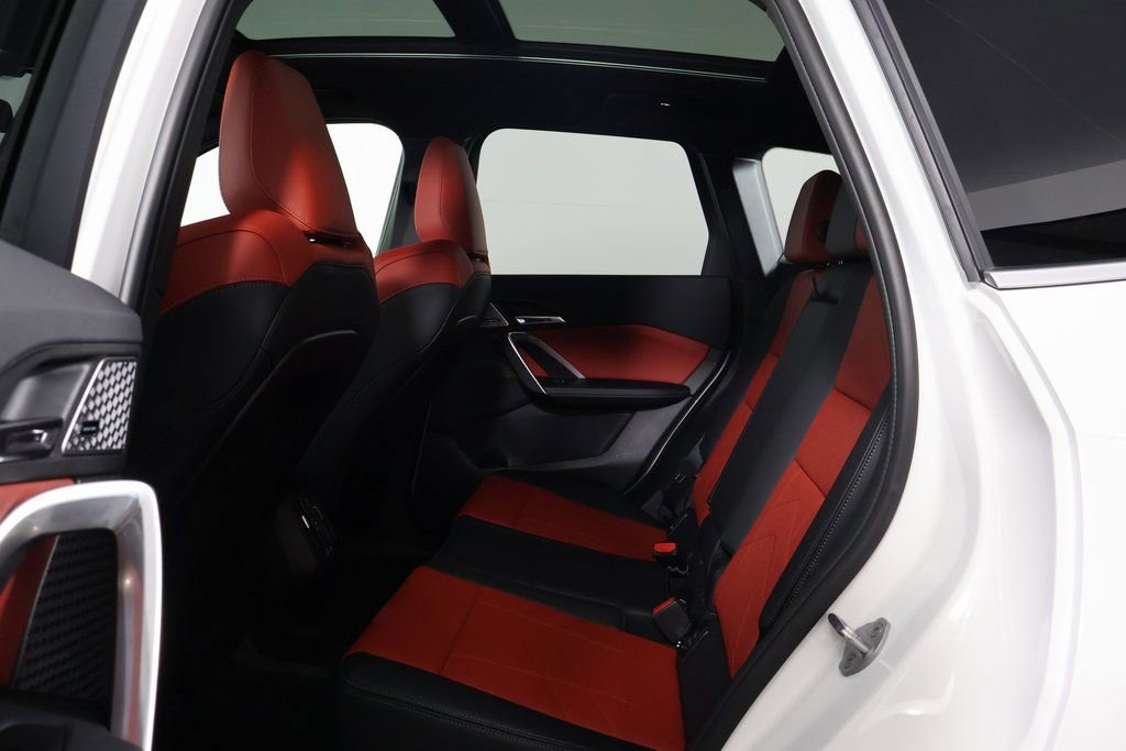 Used 2025 BMW X1 xDrive28i w/ Convenience Package image 11