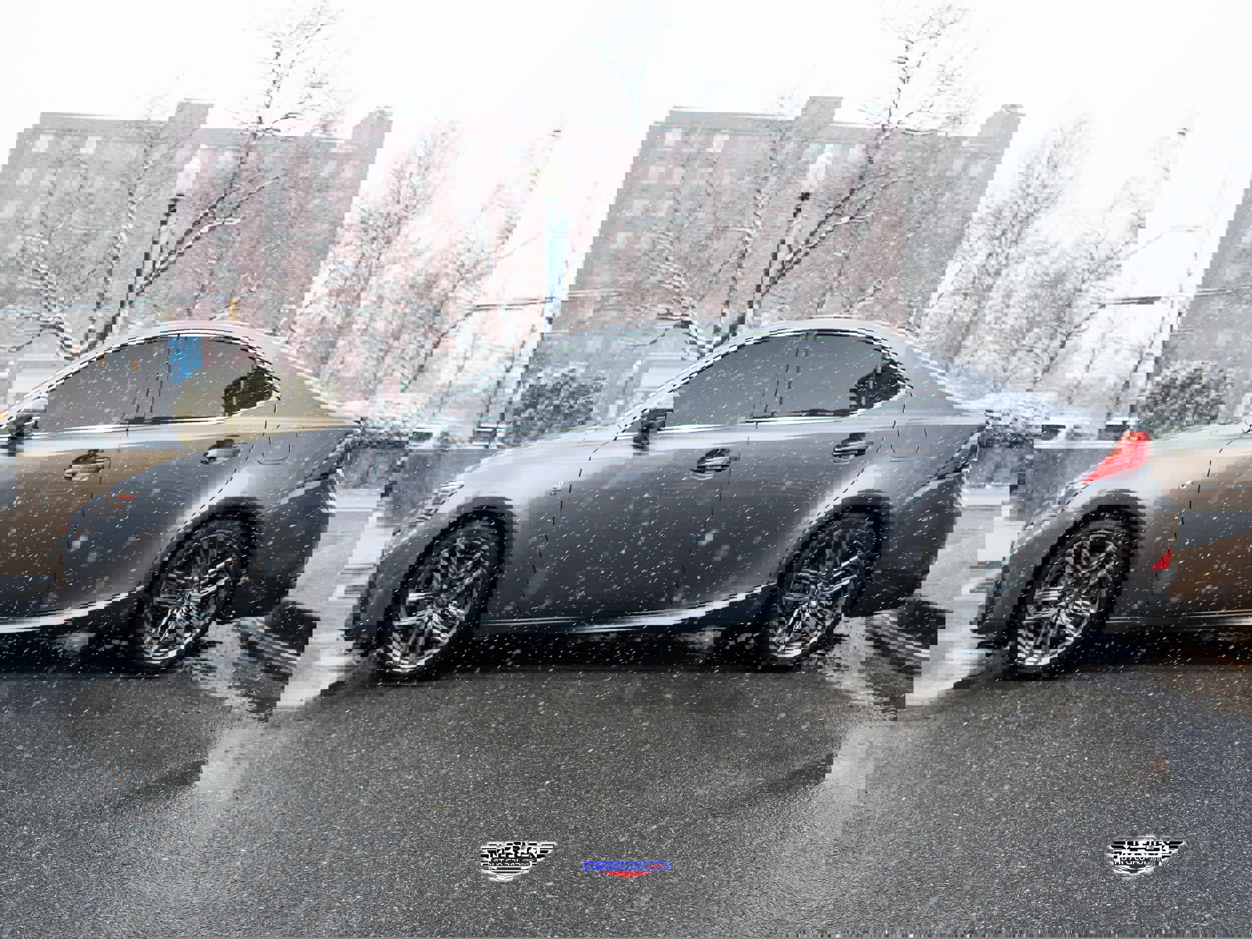 Used 2017 Lexus IS 300 F Sport w/ F Sport Package image 4