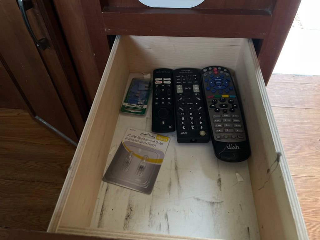 Used 2013 Ford E-450 and Econoline 450 Super Duty w/ Motorhome Prep Pkg RWD image 69