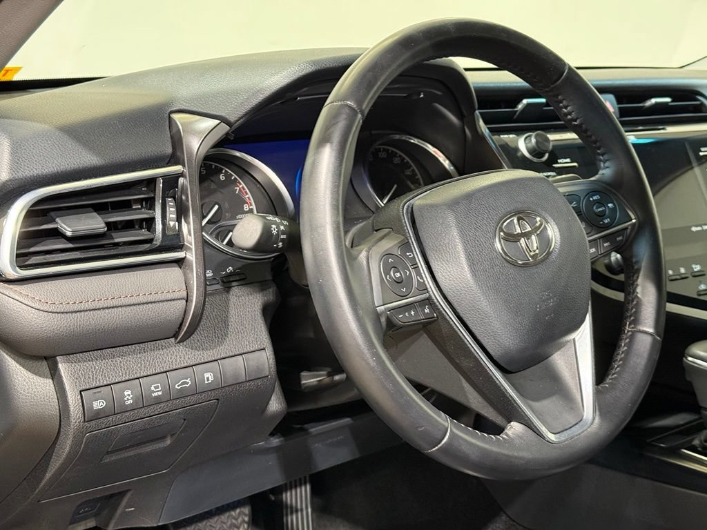 Used 2018 Toyota Camry XLE w/ Audio Package FWD image 16