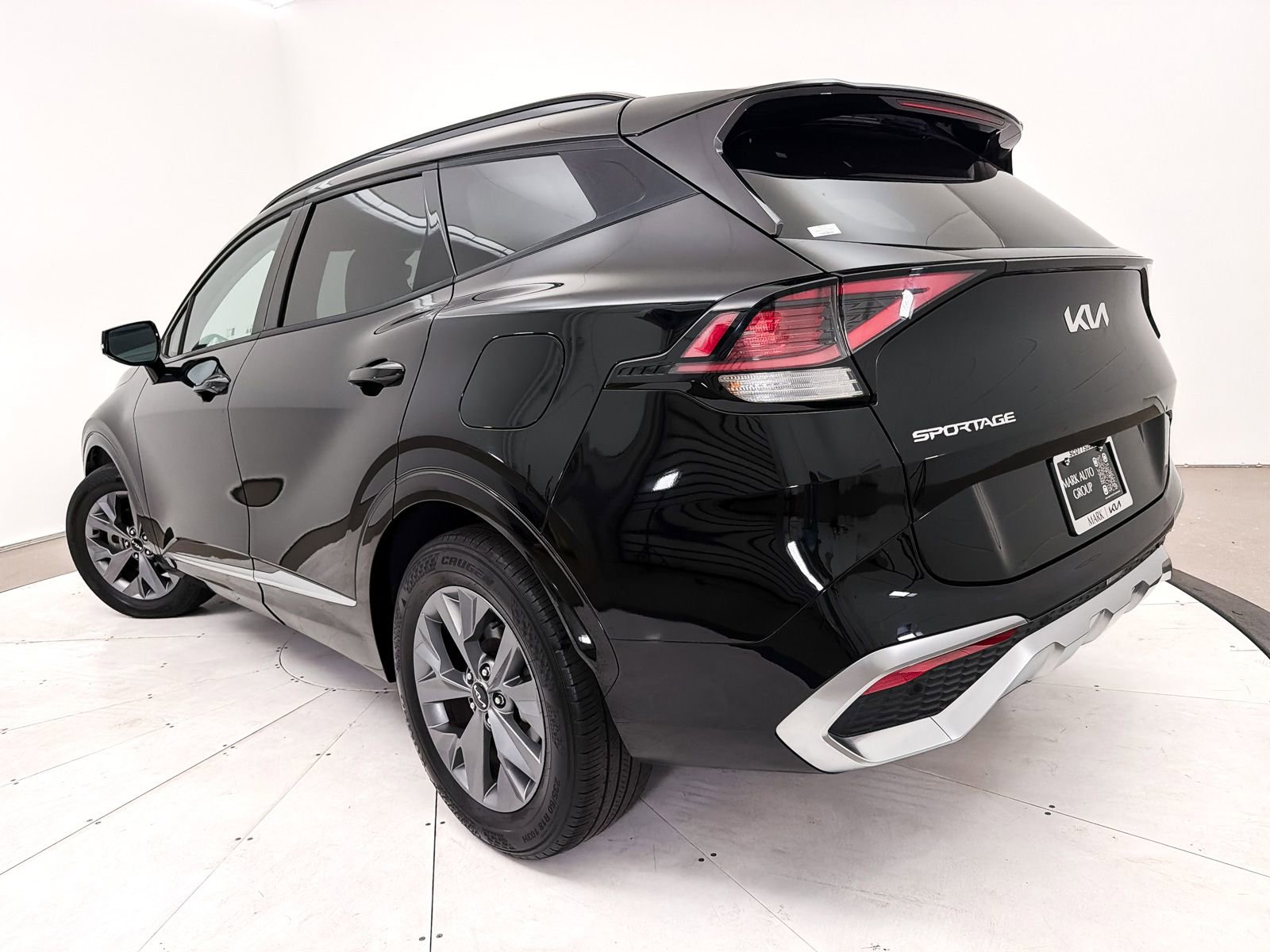 Used 2023 Kia Sportage SX FWD image 11