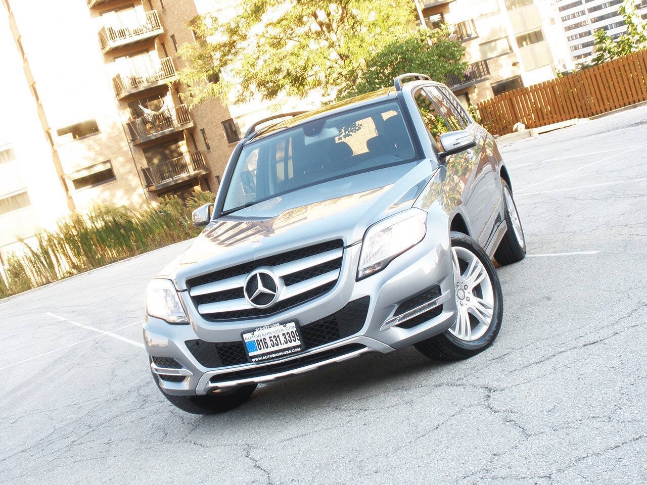 Used 2015 Mercedes-Benz GLK 350 4MATIC image 5