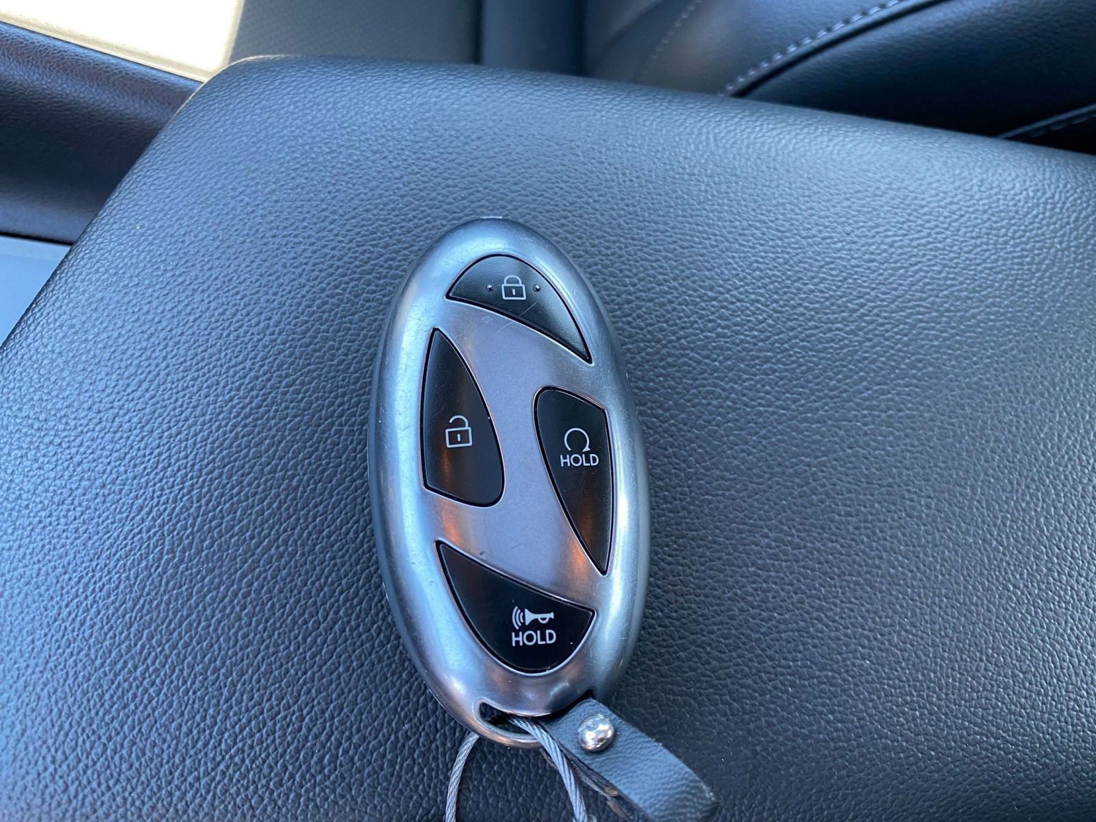 Used 2025 Hyundai Elantra Limited image 25