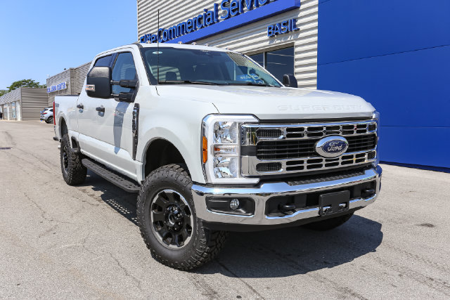 New 2026 Ford F350 XLT w/ Tremor Off-Road Package AWD/4WD image 3